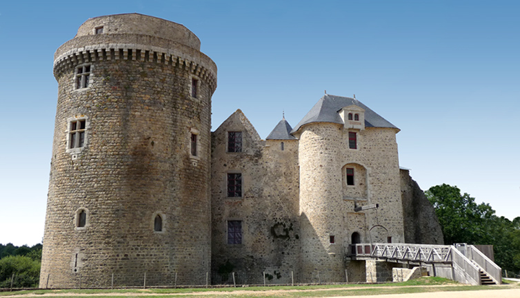 Le Château de St Mesmin - Vendée - France
